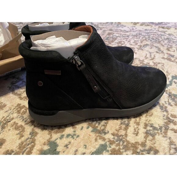 Cobb Hill Womens 7 Extra Wide Skylar Zip Boot Waterproof Ankle Boot - Picture 2 of 10